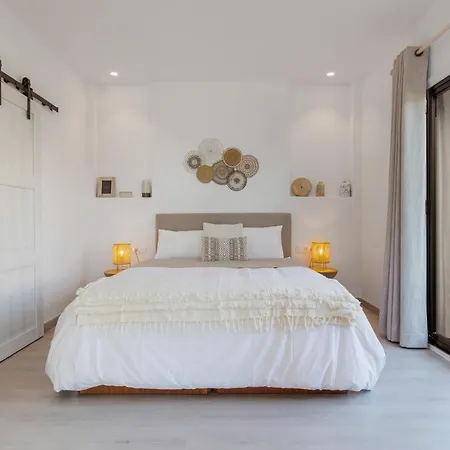 Luminoso En Andalucia Del Mar 마르베야