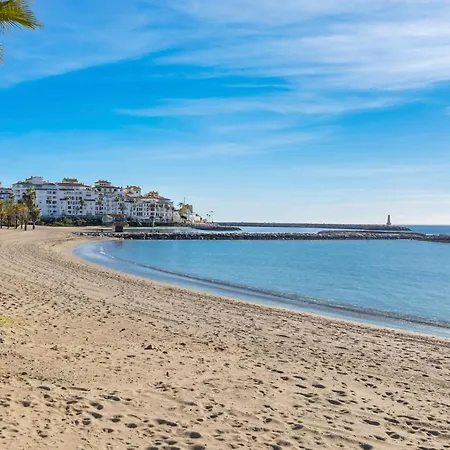 Luminoso En Andalucia Del Mar