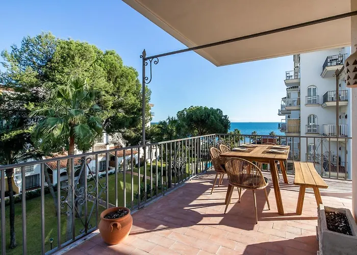 Luminoso En Andalucia Del Mar * マルベーリャ