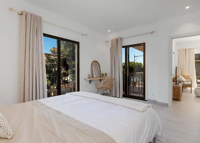 Luminoso En Andalucia Del Mar アパート