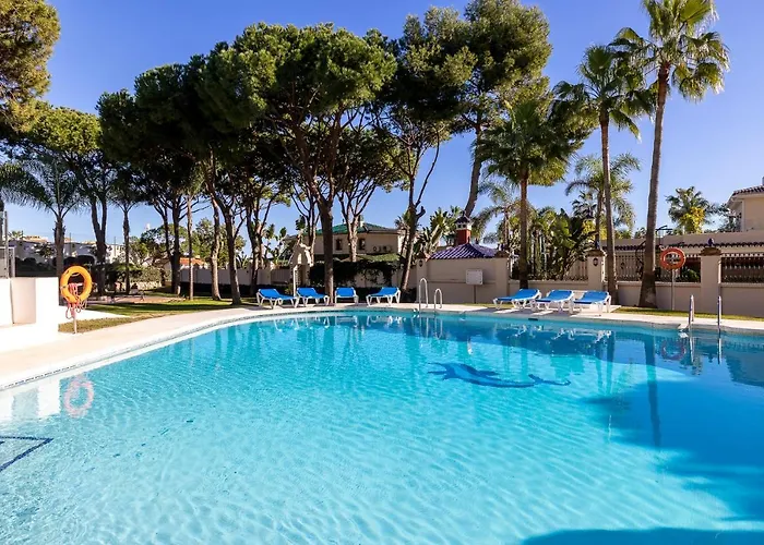 Luminoso En Andalucia Del Mar アパート マルベーリャ