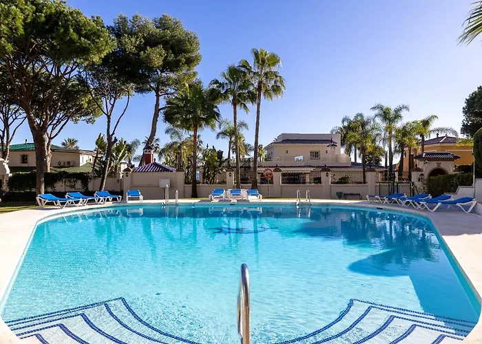 Luminoso En Andalucia Del Mar アパート