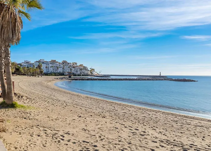 Luminoso En Andalucia Del Mar