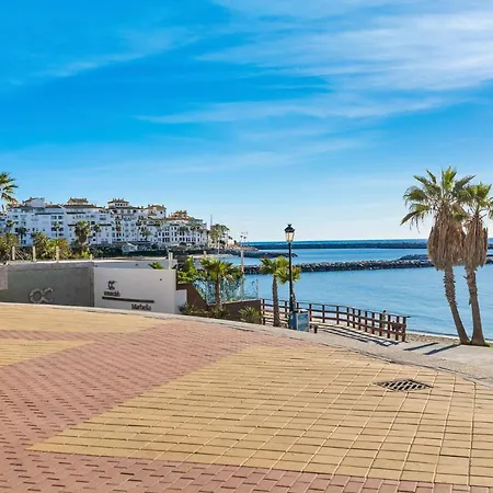 Luminoso En Andalucia Del Mar
